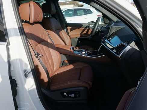 New 2026 BMW X5 xDrive40i w/ Climate Comfort Package AWD/4WD image 11