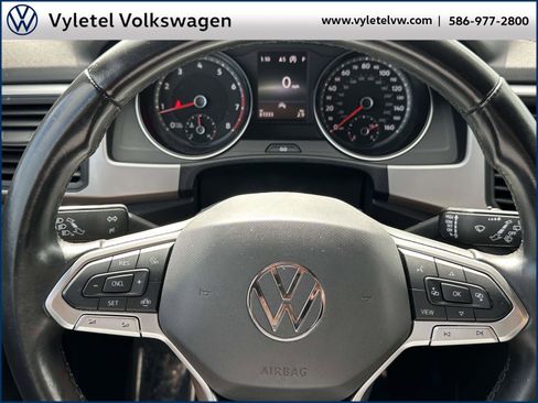 Used 2020 Volkswagen Atlas Cross Sport SE image 21