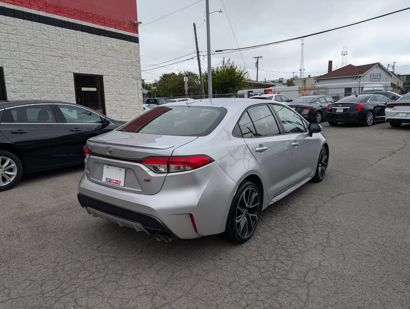 Used 2022 Toyota Corolla SE FWD image 6