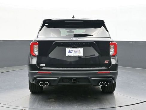 Used 2022 Ford Explorer ST w/ Equipment Group 401A image 11