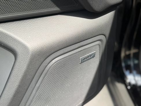 Used 2018 Porsche Macan Sport Edition AWD/4WD image 32