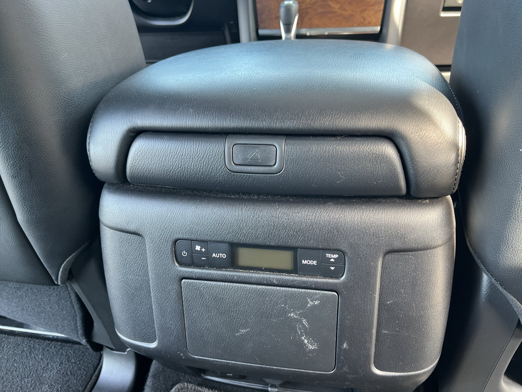 Used 2024 Nissan Armada SL w/ Captain's Chairs Package AWD/4WD image 49