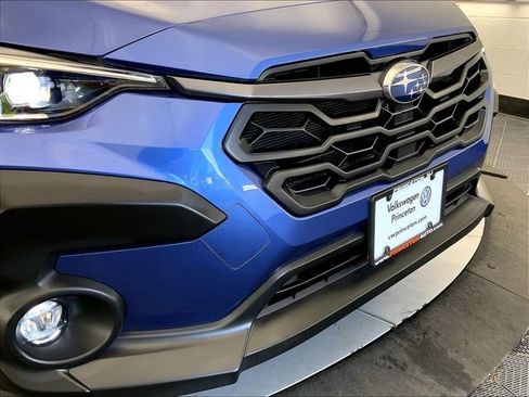 Used 2025 Subaru Crosstrek 2.5i Premium AWD/4WD image 30