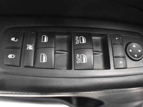Used 2014 Jeep Grand Cherokee Laredo w/ Quick Order Package 23E AWD/4WD image 21