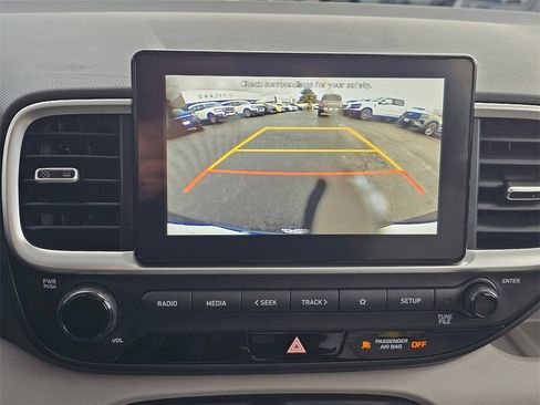 Certified 2022 Hyundai Venue SEL w/ Cargo Package image 29