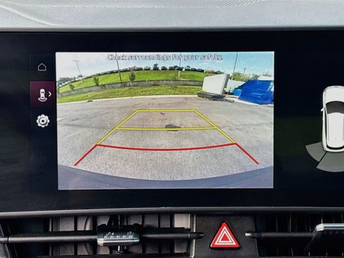 Used 2023 Kia Sportage EX FWD image 14