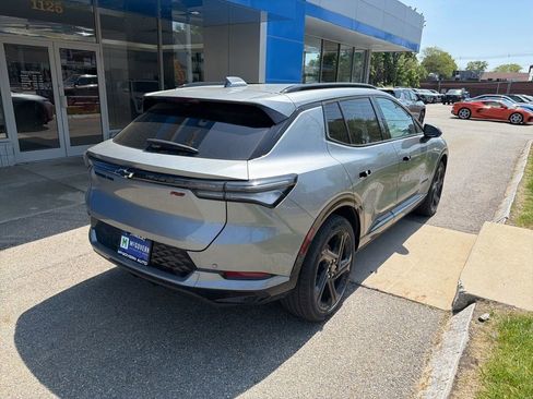 New 2025 Chevrolet Equinox EV RS w/ Convenience Package II AWD/4WD image 5