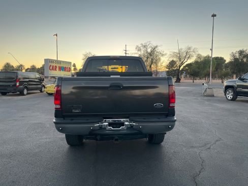 Used 2007 Ford F250 XLT image 4