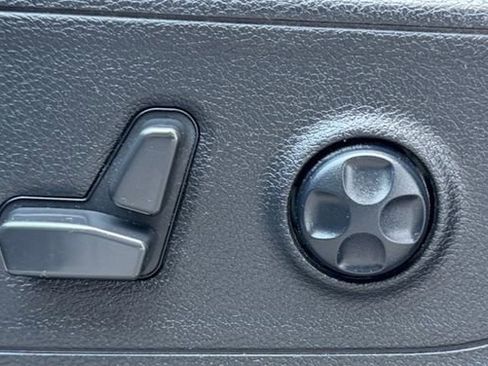 Used 2021 RAM 1500 Big Horn image 26