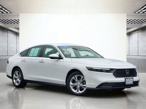 Used 2023 Honda Accord LX image 2