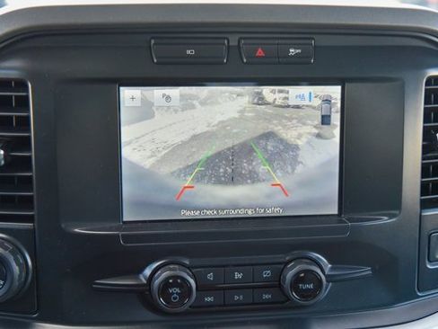 Used 2022 Ford F150 XLT w/ Trailer Tow Package image 17