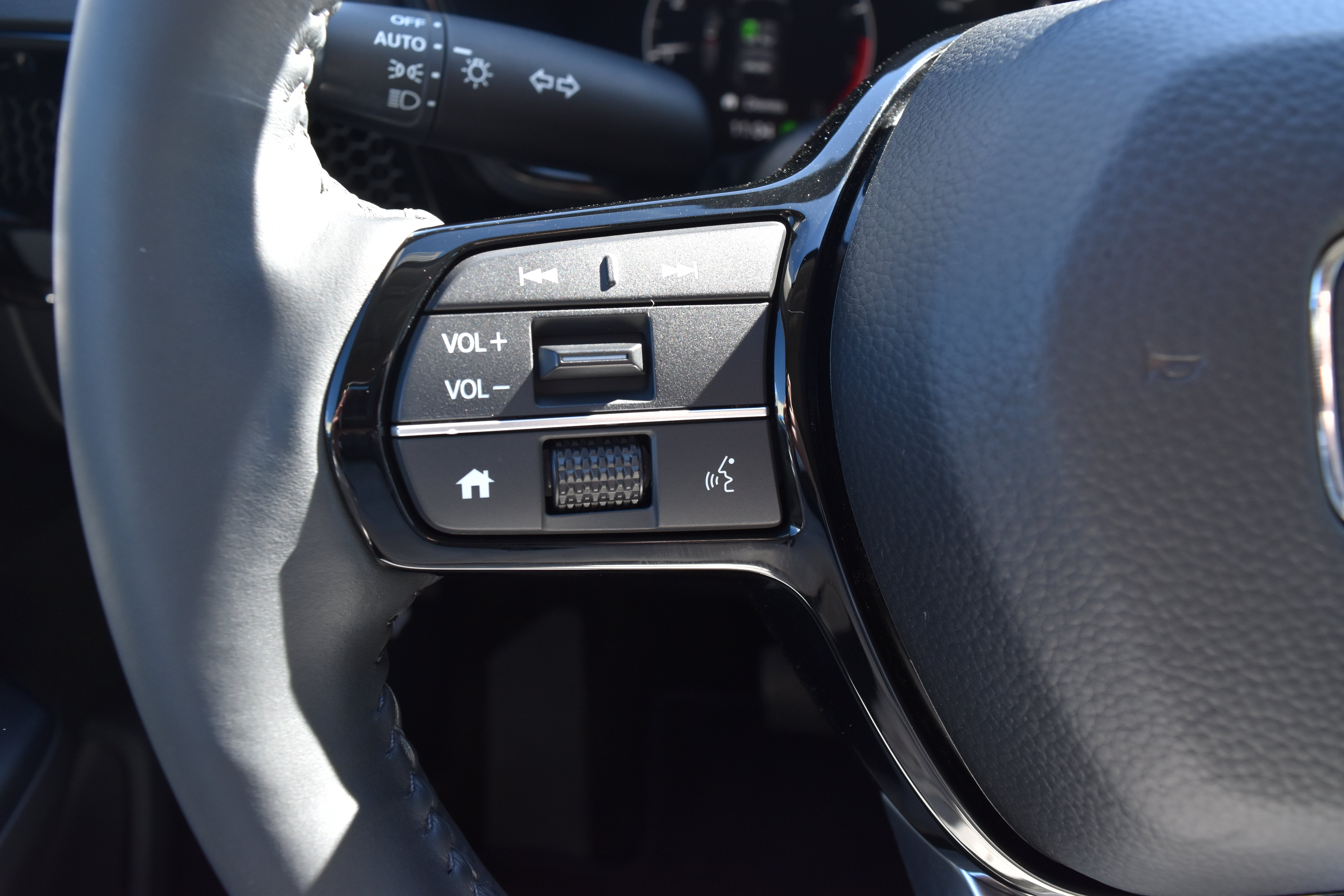 Used 2024 Honda CR-V EX-L image 20