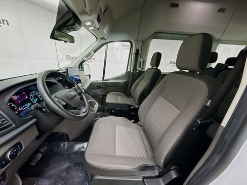 Used 2024 Ford Transit 350 XLT image 19
