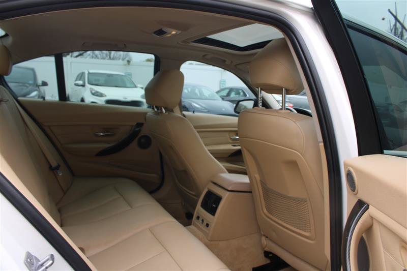 Used 2015 BMW 335i xDrive Sedan AWD/4WD image 15