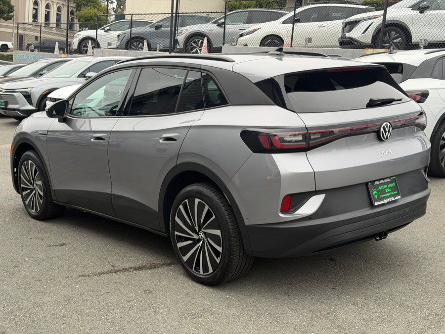 Used 2024 Volkswagen ID.4 Pro AWD/4WD image 7