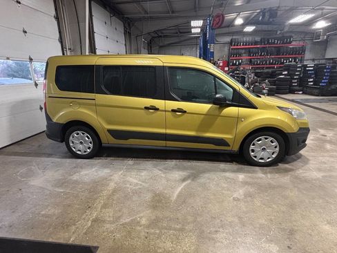 Used 2016 Ford Transit Connect XL image 4
