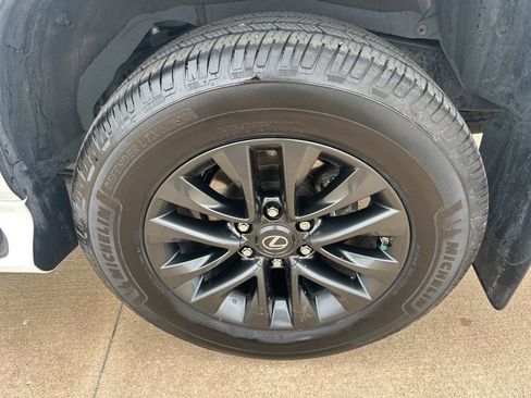 Used 2022 Lexus GX 460 Premium image 10