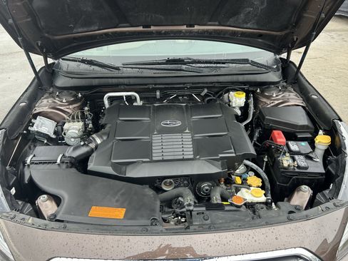 Used 2019 Subaru Outback 3.6R Limited w/ Popular Package #2 image 29