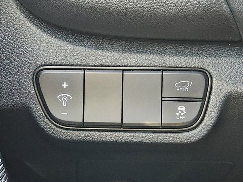 New 2026 Kia Seltos SX w/ SX Sunroof Package image 16