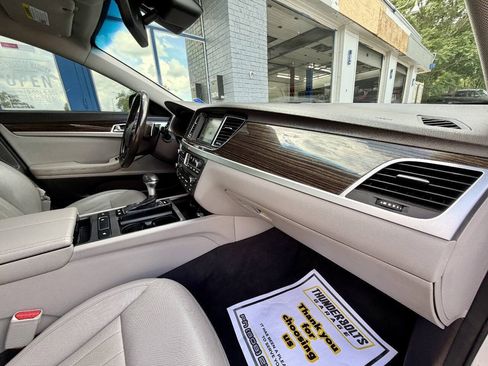 Used 2018 Genesis G80 3.8 AWD/4WD image 28