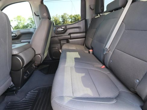 Used 2022 Chevrolet Silverado 1500 Custom AWD/4WD image 7