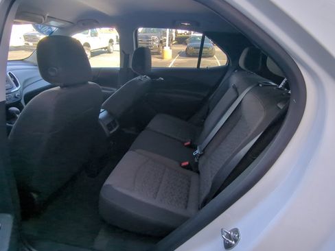 Used 2024 Chevrolet Equinox LT image 14