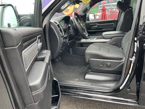 Used 2023 RAM 1500 Big Horn AWD/4WD image 14