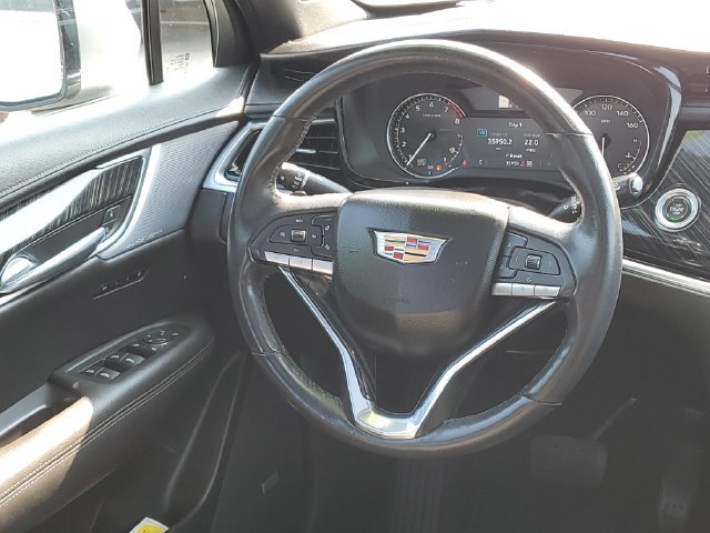 Certified 2024 Cadillac XT6 Premium Luxury w/ LPO, Floor Liner Package AWD/4WD image 35