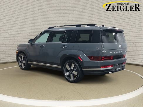 Certified 2025 Hyundai Santa Fe Limited AWD/4WD image 7