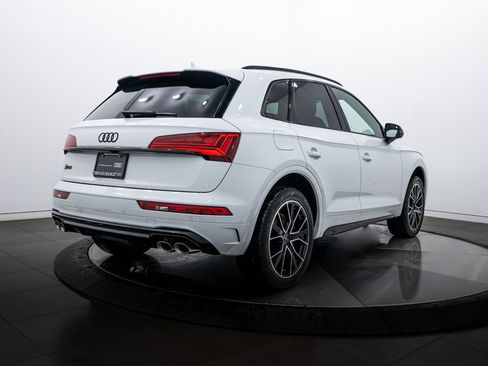Certified 2025 Audi SQ5 Premium Plus w/ Premium Plus Package image 4