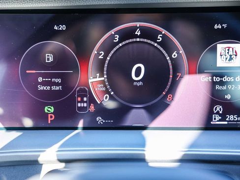 New 2026 Volkswagen Tiguan SE image 35