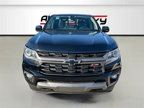 Used 2022 Chevrolet Colorado Z71 image 2