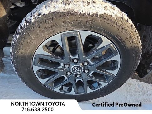 Used 2023 Toyota Sequoia Limited image 12