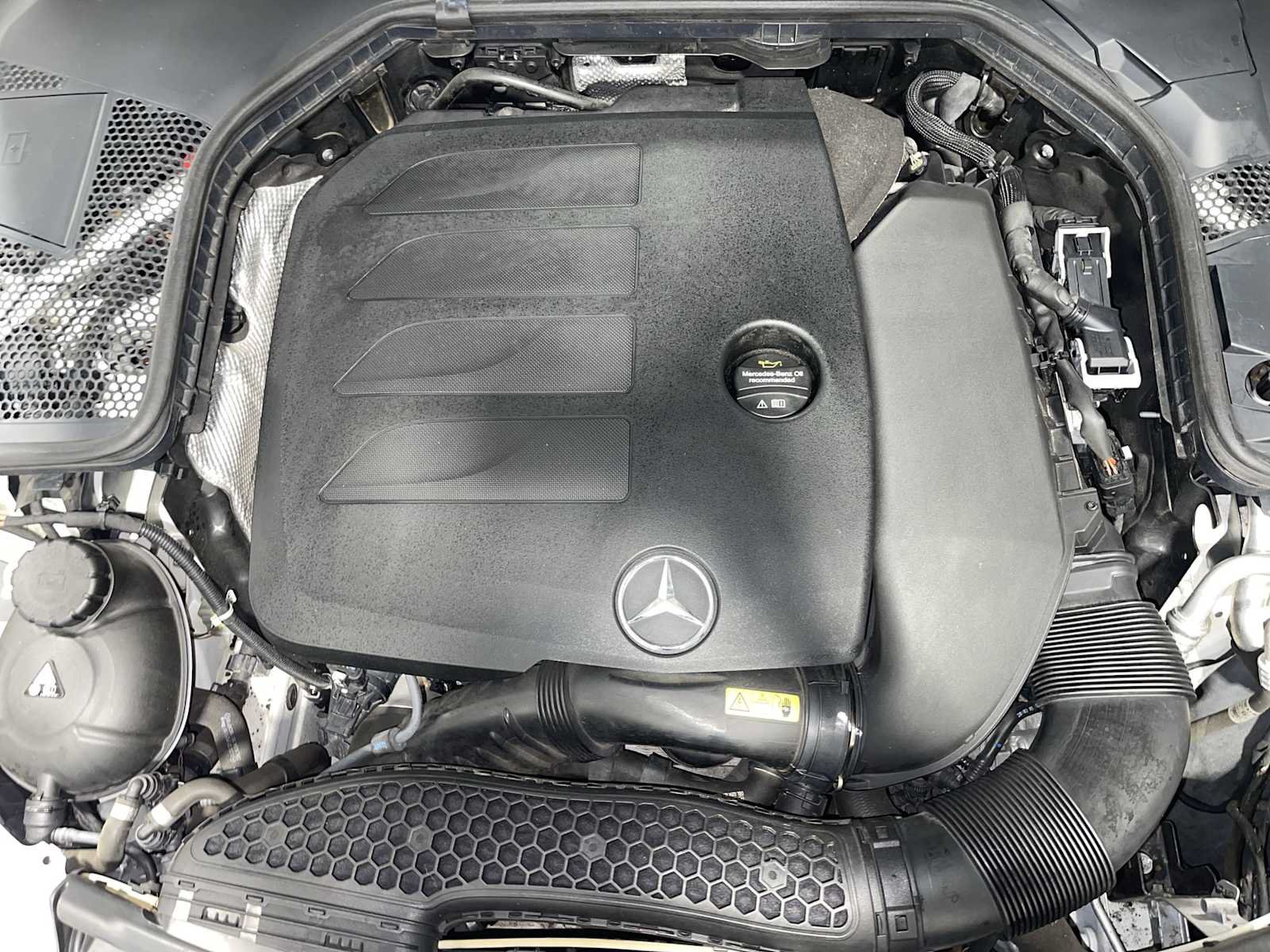 Used 2019 Mercedes-Benz C 300 4MATIC Coupe image 9