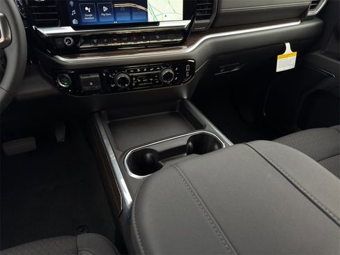 New 2026 Chevrolet Silverado 2500 LT w/ All Star Edition image 15