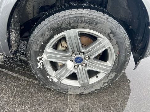 Used 2019 Ford F150 XLT w/ Equipment Group 302A Luxury image 2