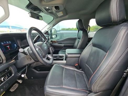 Used 2024 Ford F250 Lariat image 6