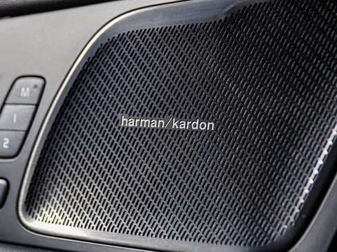 New 2026 Volvo XC60 B5 Plus w/ Climate Package image 23