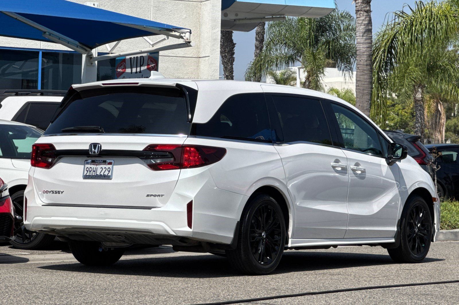 Used 2025 Honda Odyssey Sport-L image 8