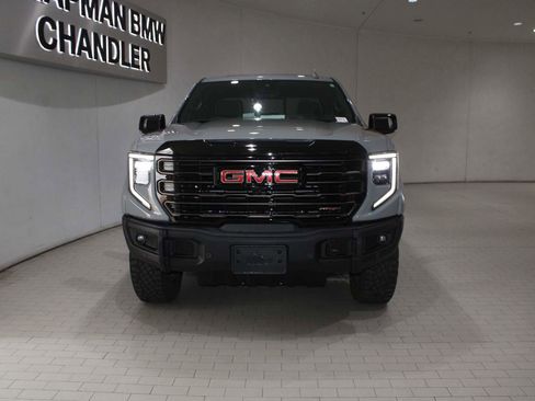 Used 2024 GMC Sierra 1500 AT4X AWD/4WD image 9