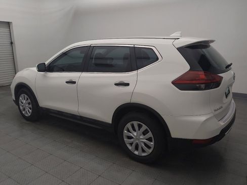 Used 2018 Nissan Rogue S FWD image 3