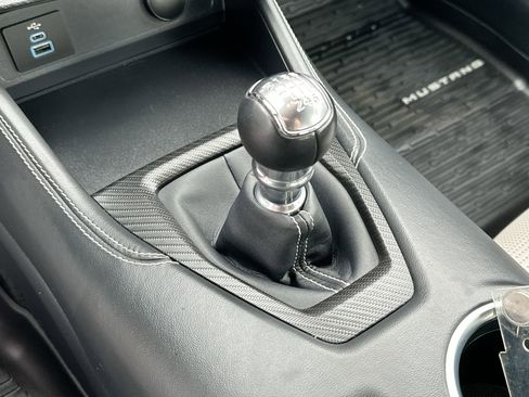 Used 2025 Ford Mustang GT Premium RWD image 19