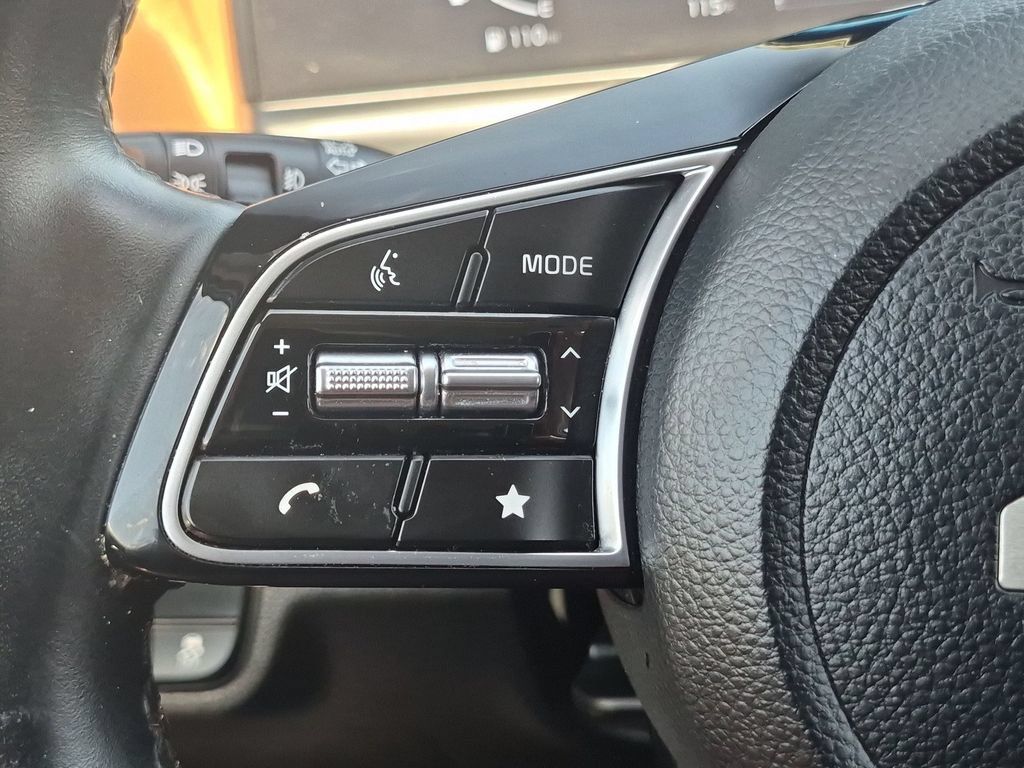 Used 2024 Kia Seltos EX FWD image 20