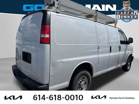 Used 2019 Chevrolet Express 2500 w/ Driver Convenience Package RWD image 5