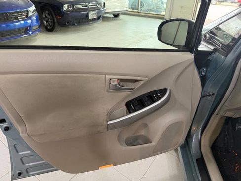 Used 2013 Toyota Prius Three image 14