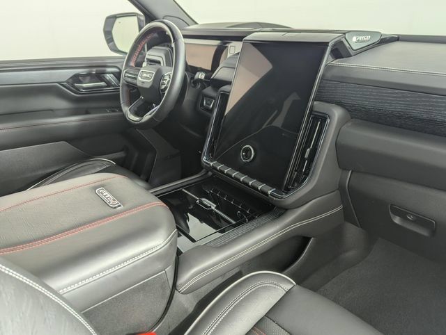 Used 2026 GMC Yukon AT4 Ultimate AWD/4WD image 24