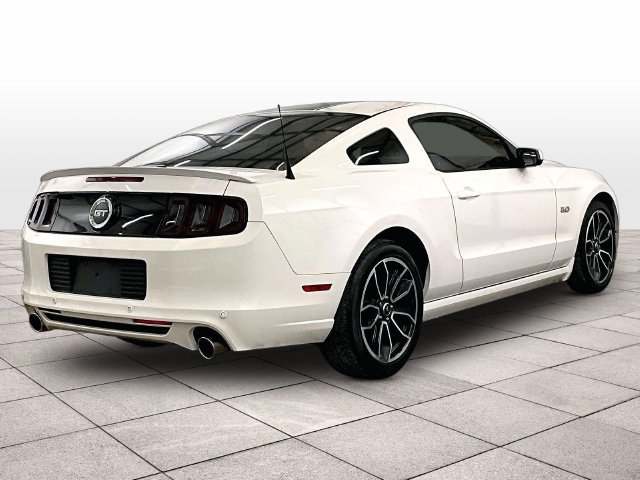 Used 2013 Ford Mustang GT Premium w/ Security Pkg RWD image 11