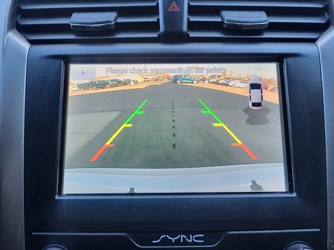 Used 2020 Ford Fusion SE image 34