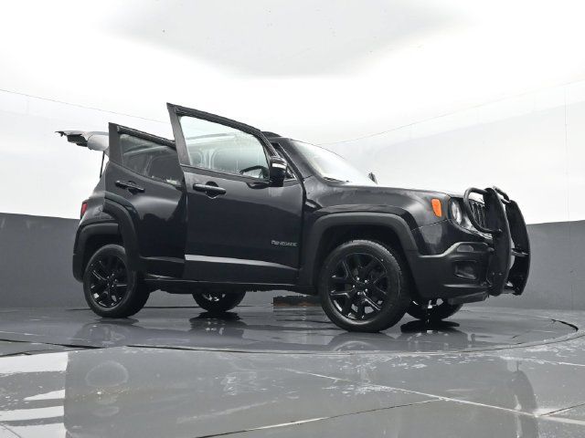 Used 2016 Jeep Renegade Latitude AWD/4WD image 30
