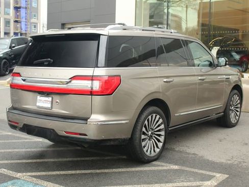 Used 2019 Lincoln Navigator Reserve w/ Cargo Package image 2